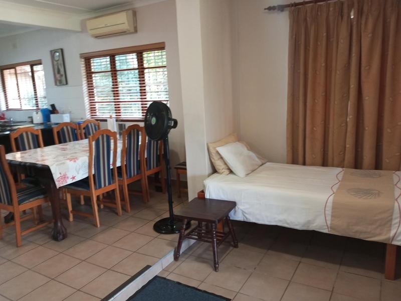 6 Bedroom Property for Sale in Leisure Bay KwaZulu-Natal