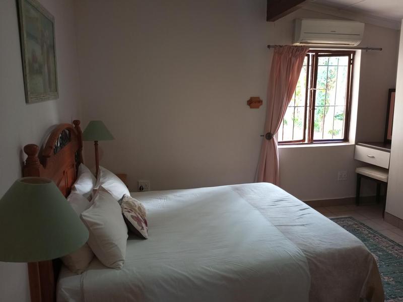 6 Bedroom Property for Sale in Leisure Bay KwaZulu-Natal