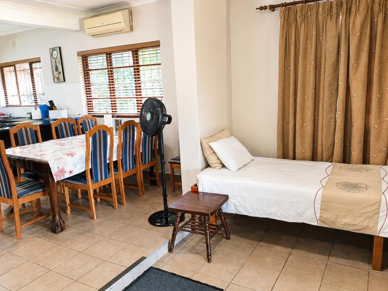 6 Bedroom Property for Sale in Leisure Bay KwaZulu-Natal