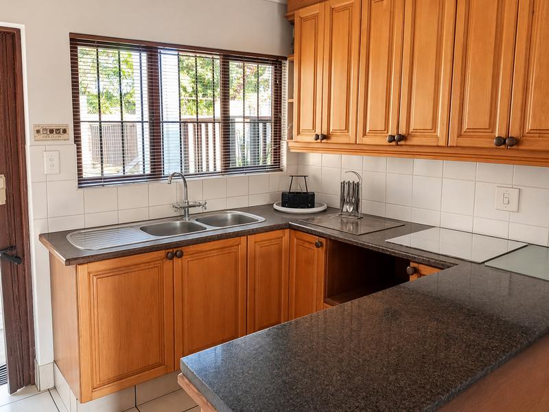 6 Bedroom Property for Sale in Leisure Bay KwaZulu-Natal