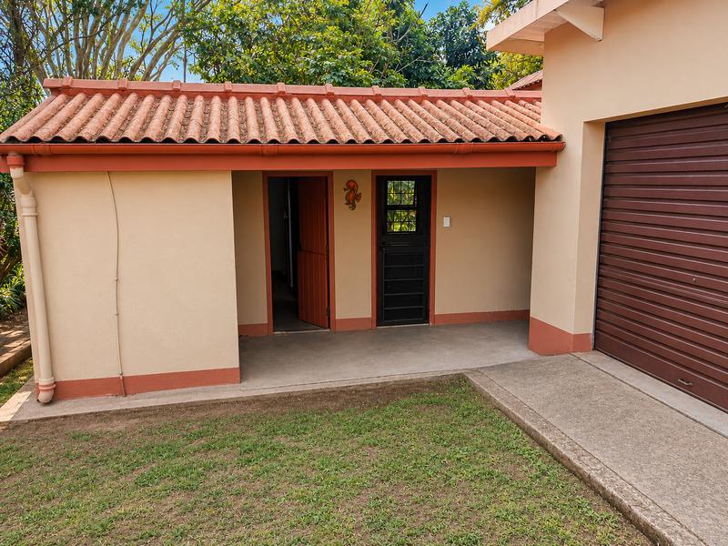 6 Bedroom Property for Sale in Leisure Bay KwaZulu-Natal