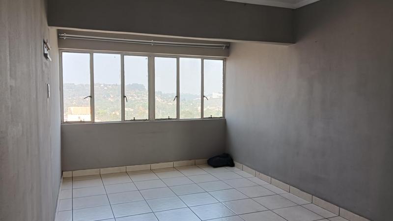2 Bedroom Property for Sale in Pinetown KwaZulu-Natal