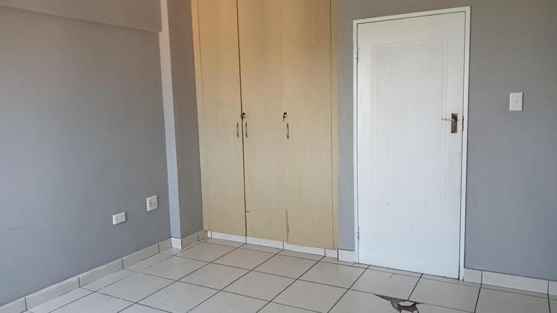 2 Bedroom Property for Sale in Pinetown KwaZulu-Natal