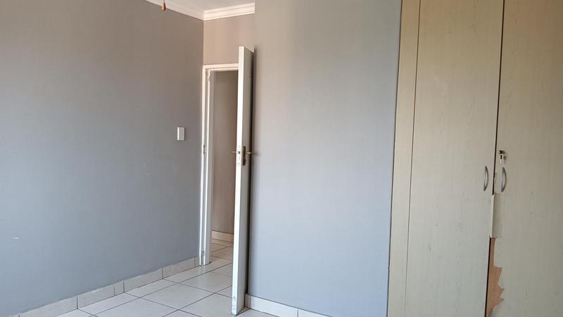 2 Bedroom Property for Sale in Pinetown KwaZulu-Natal