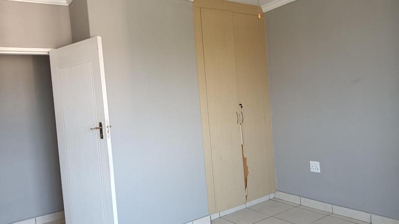 2 Bedroom Property for Sale in Pinetown KwaZulu-Natal