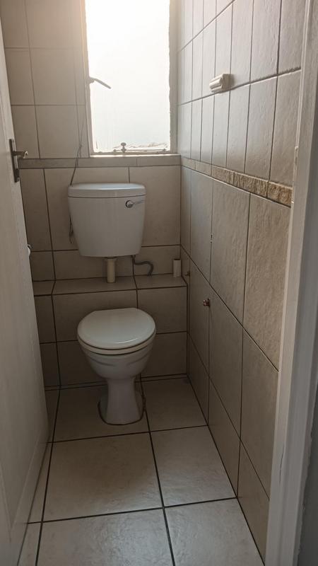 2 Bedroom Property for Sale in Pinetown KwaZulu-Natal