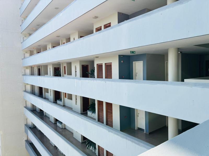 To Let 1 Bedroom Property for Rent in New Town Centre KwaZulu-Natal