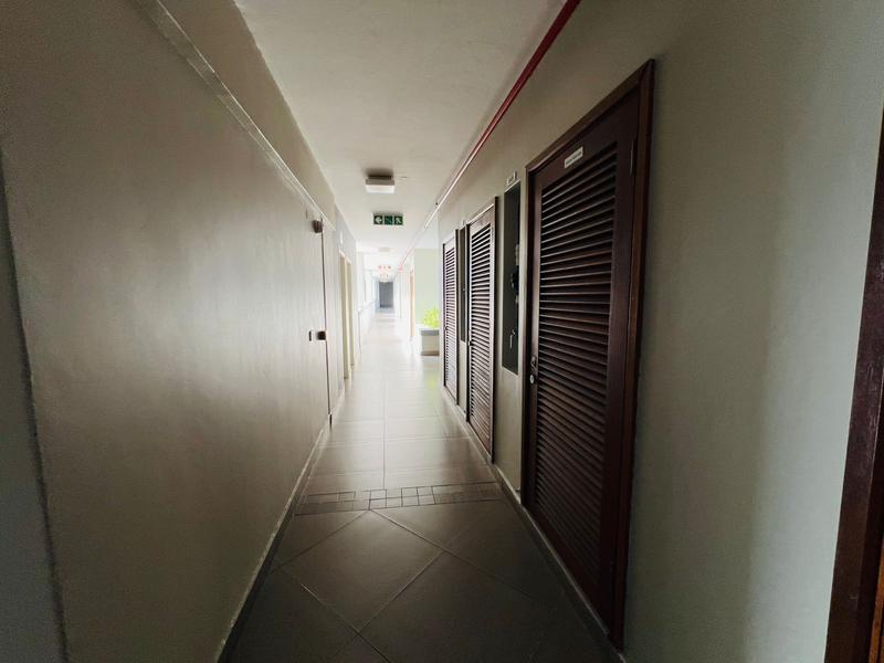 To Let 1 Bedroom Property for Rent in New Town Centre KwaZulu-Natal