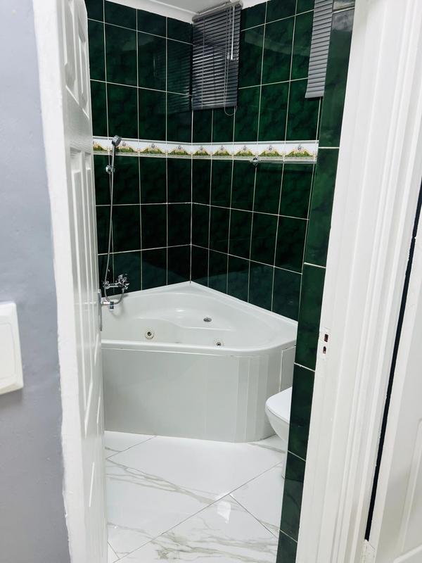 3 Bedroom Property for Sale in Pinetown KwaZulu-Natal