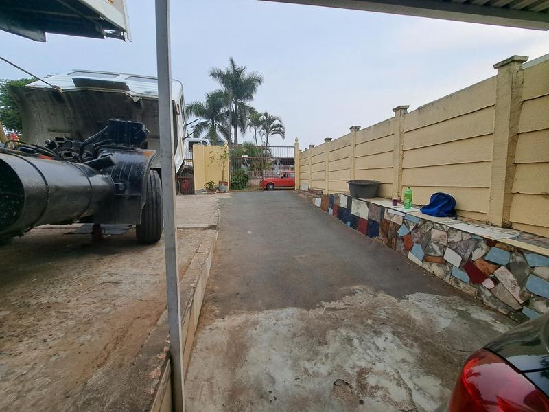 5 Bedroom Property for Sale in Caneside KwaZulu-Natal