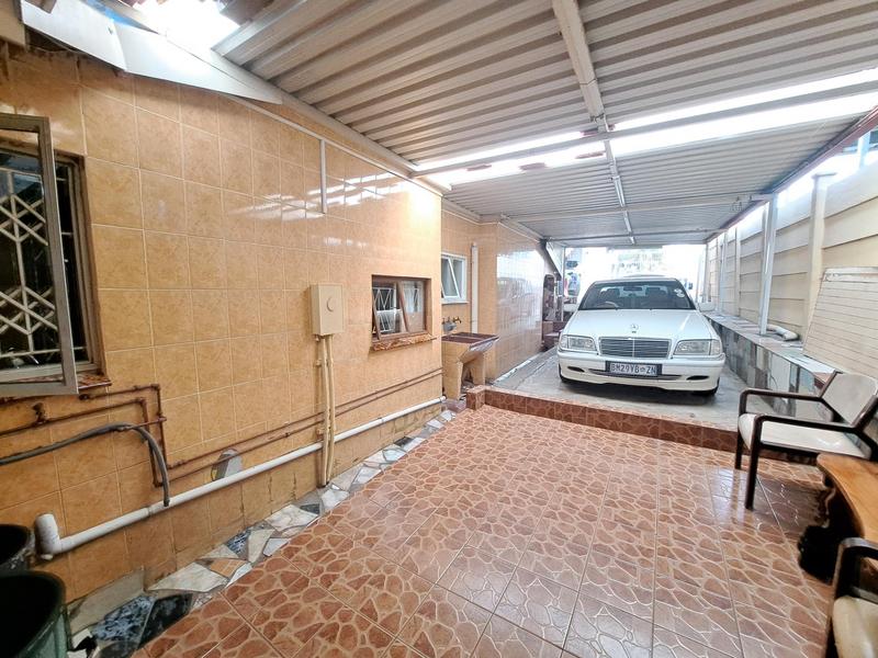 5 Bedroom Property for Sale in Caneside KwaZulu-Natal