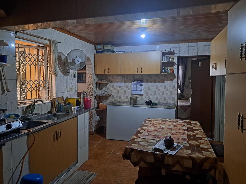 5 Bedroom Property for Sale in Caneside KwaZulu-Natal