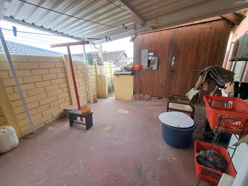 5 Bedroom Property for Sale in Caneside KwaZulu-Natal