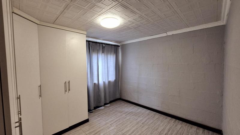 2 Bedroom Property for Sale in Lenham KwaZulu-Natal