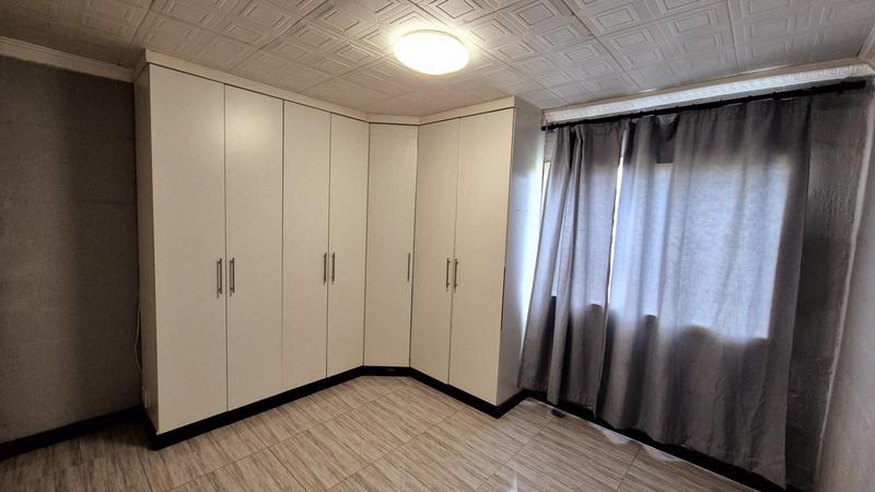 2 Bedroom Property for Sale in Lenham KwaZulu-Natal