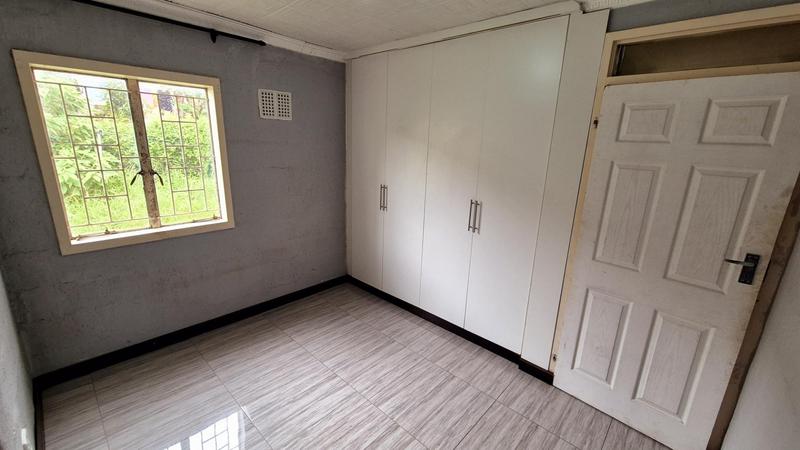 2 Bedroom Property for Sale in Lenham KwaZulu-Natal