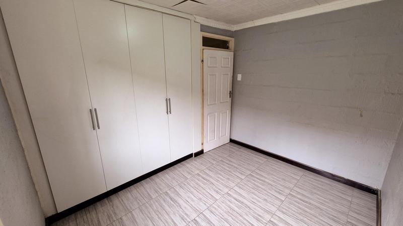 2 Bedroom Property for Sale in Lenham KwaZulu-Natal