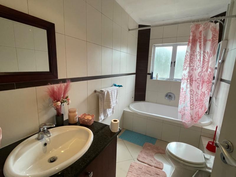 3 Bedroom Property for Sale in Somerset Park KwaZulu-Natal
