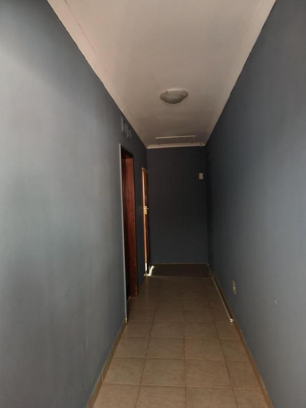 To Let 1 Bedroom Property for Rent in Everest Heights KwaZulu-Natal