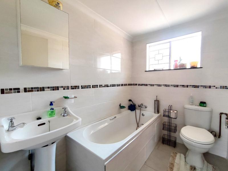 4 Bedroom Property for Sale in Bisley KwaZulu-Natal