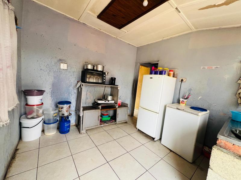 2 Bedroom Property for Sale in Ntuzuma KwaZulu-Natal