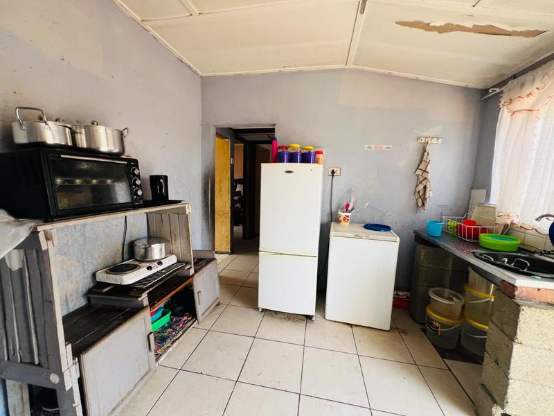 2 Bedroom Property for Sale in Ntuzuma KwaZulu-Natal