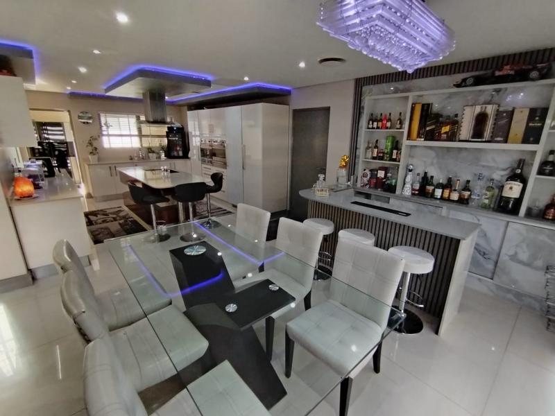 4 Bedroom Property for Sale in Izinga KwaZulu-Natal