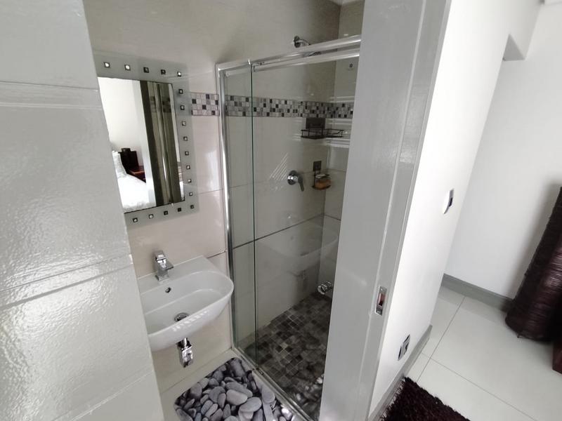 4 Bedroom Property for Sale in Izinga KwaZulu-Natal