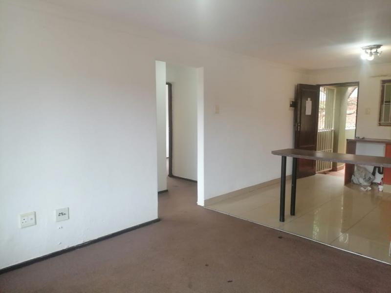 To Let 2 Bedroom Property for Rent in Woodlands KwaZulu-Natal