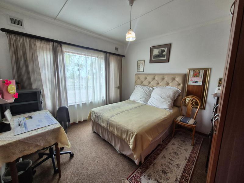 3 Bedroom Property for Sale in Umzinto KwaZulu-Natal