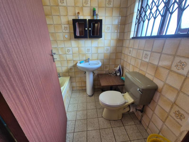 3 Bedroom Property for Sale in Umzinto KwaZulu-Natal