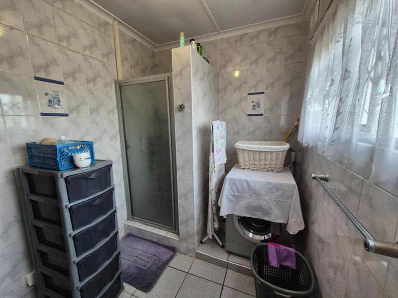 3 Bedroom Property for Sale in Umzinto KwaZulu-Natal