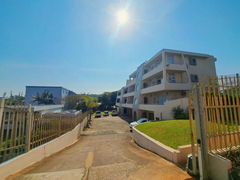 2 Bedroom Property for Sale in Manaba Beach KwaZulu-Natal