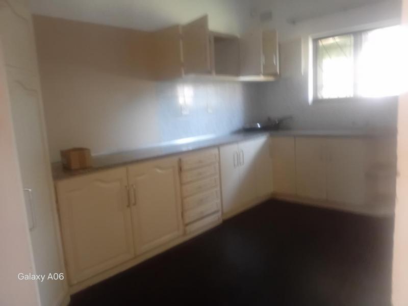 To Let 3 Bedroom Property for Rent in Oslo Beach KwaZulu-Natal