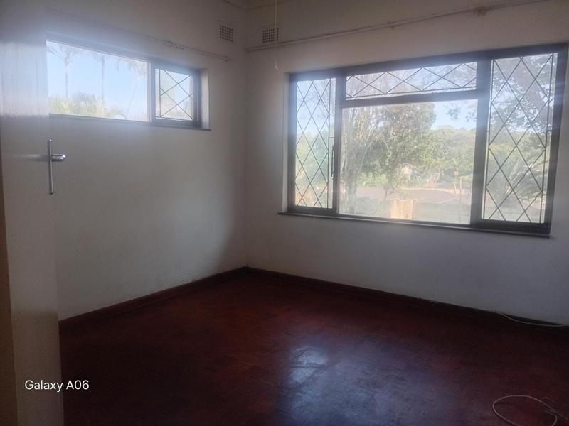 To Let 3 Bedroom Property for Rent in Oslo Beach KwaZulu-Natal