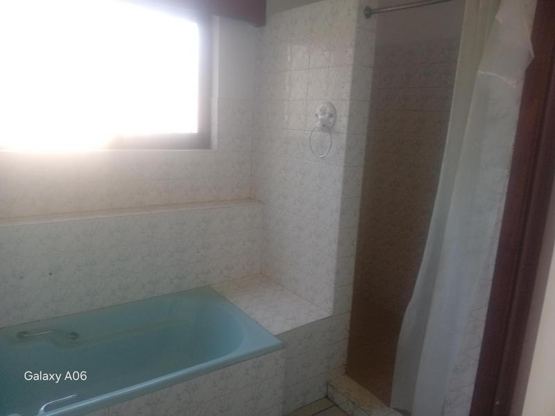 To Let 3 Bedroom Property for Rent in Oslo Beach KwaZulu-Natal