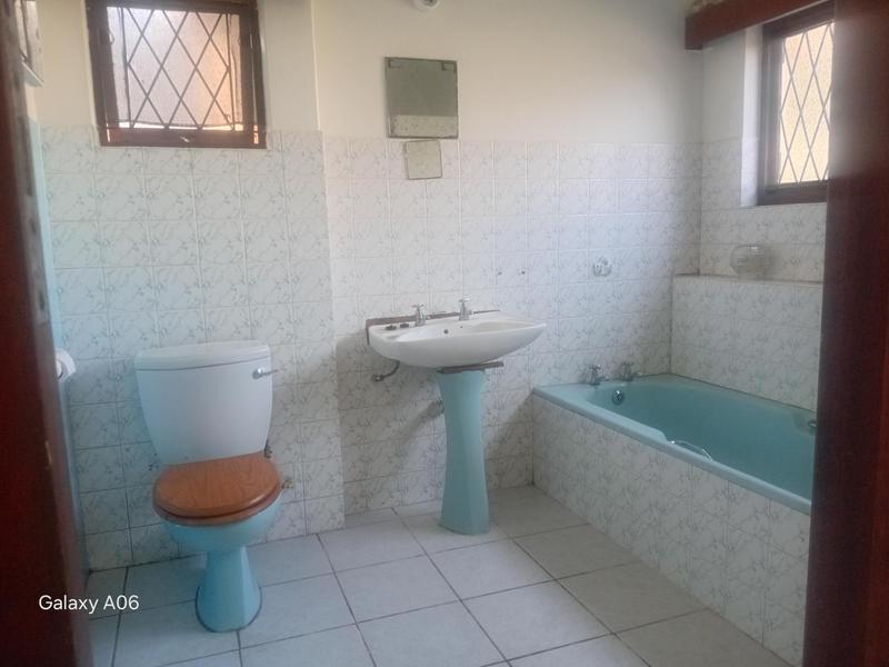 To Let 3 Bedroom Property for Rent in Oslo Beach KwaZulu-Natal