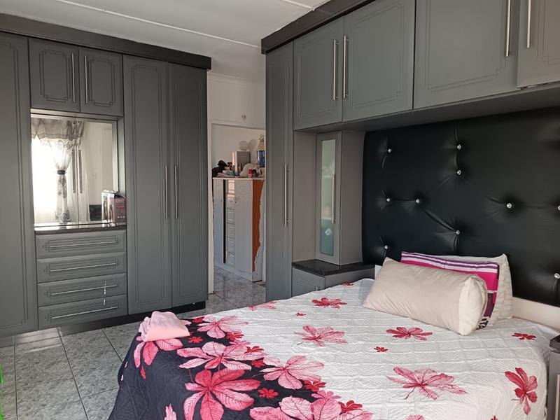 6 Bedroom Property for Sale in Northdale KwaZulu-Natal