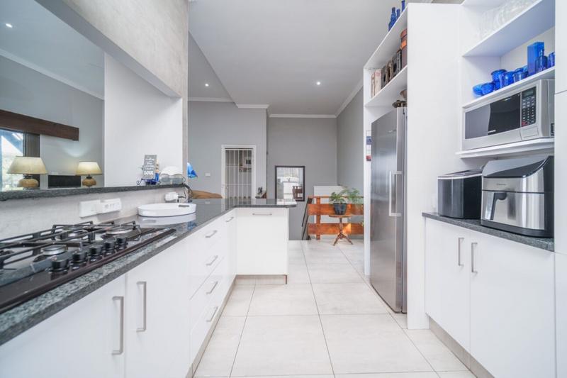 5 Bedroom Property for Sale in Ballito KwaZulu-Natal