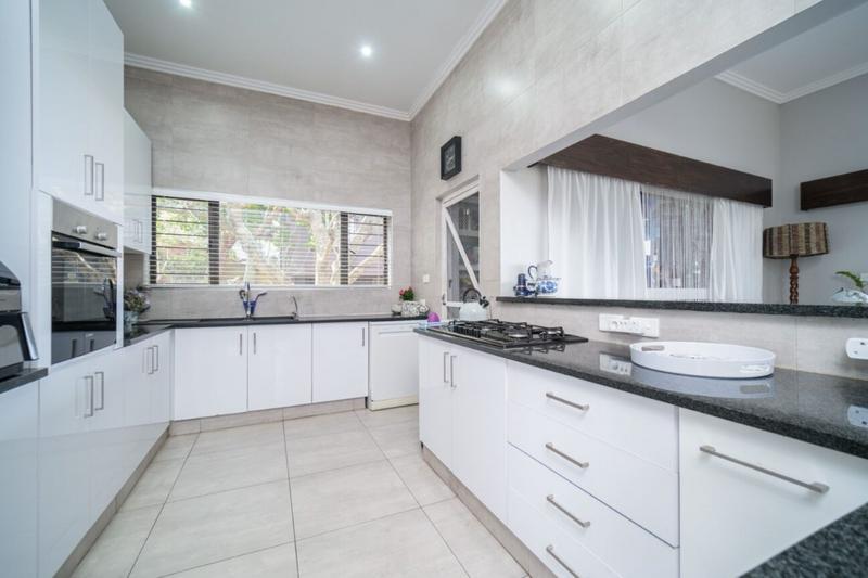 5 Bedroom Property for Sale in Ballito KwaZulu-Natal
