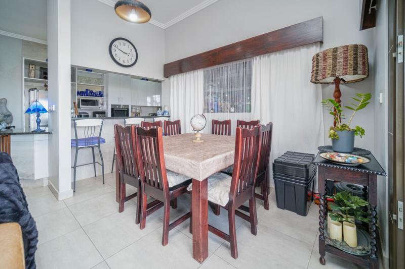 5 Bedroom Property for Sale in Ballito KwaZulu-Natal