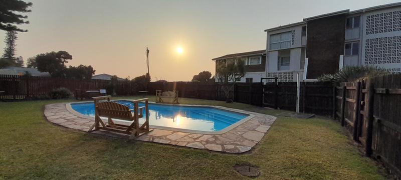 2 Bedroom Property for Sale in Hibberdene KwaZulu-Natal