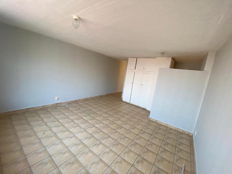 1 Bedroom Property for Sale in South Beach KwaZulu-Natal