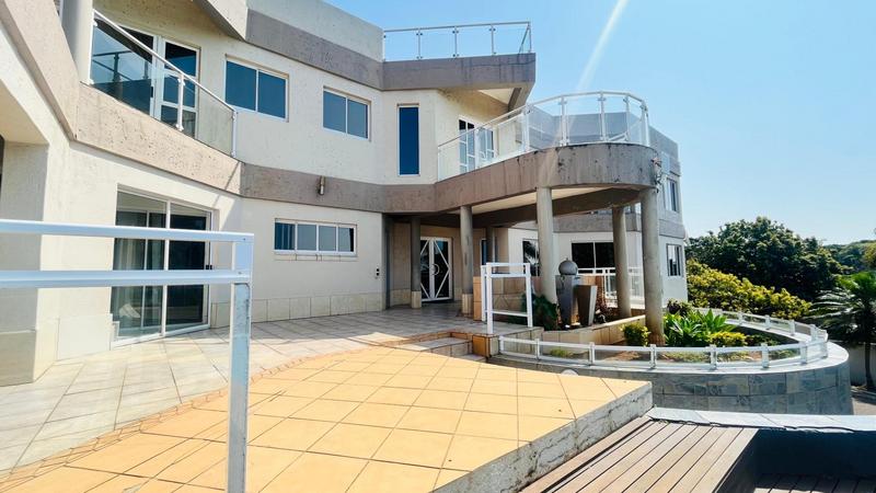 5 Bedroom Property for Sale in Uvongo KwaZulu-Natal