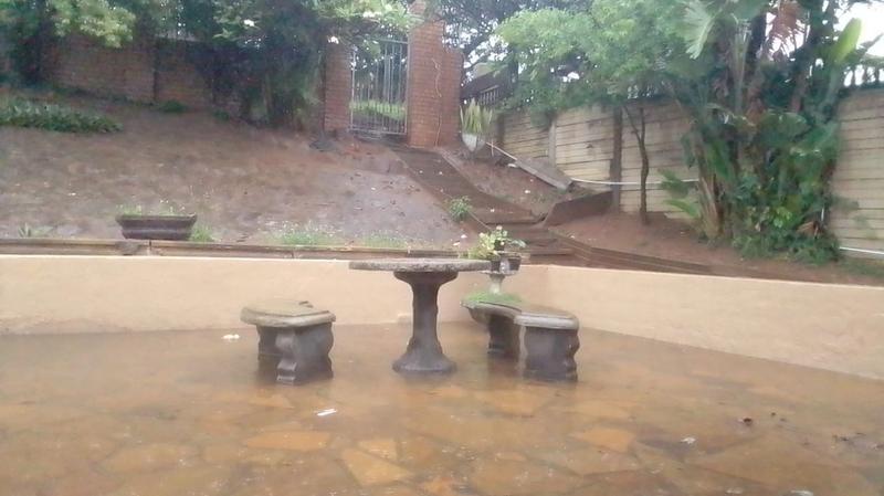 To Let 4 Bedroom Property for Rent in Bluff KwaZulu-Natal