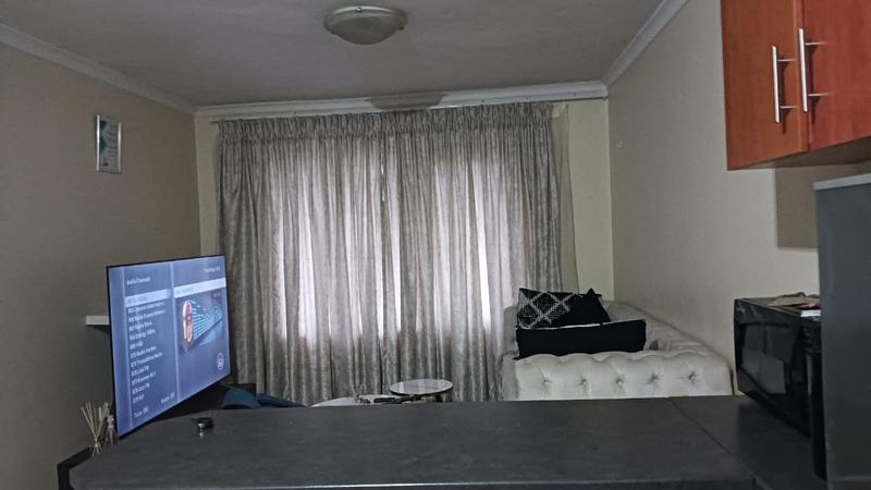 2 Bedroom Property for Sale in Montclair KwaZulu-Natal