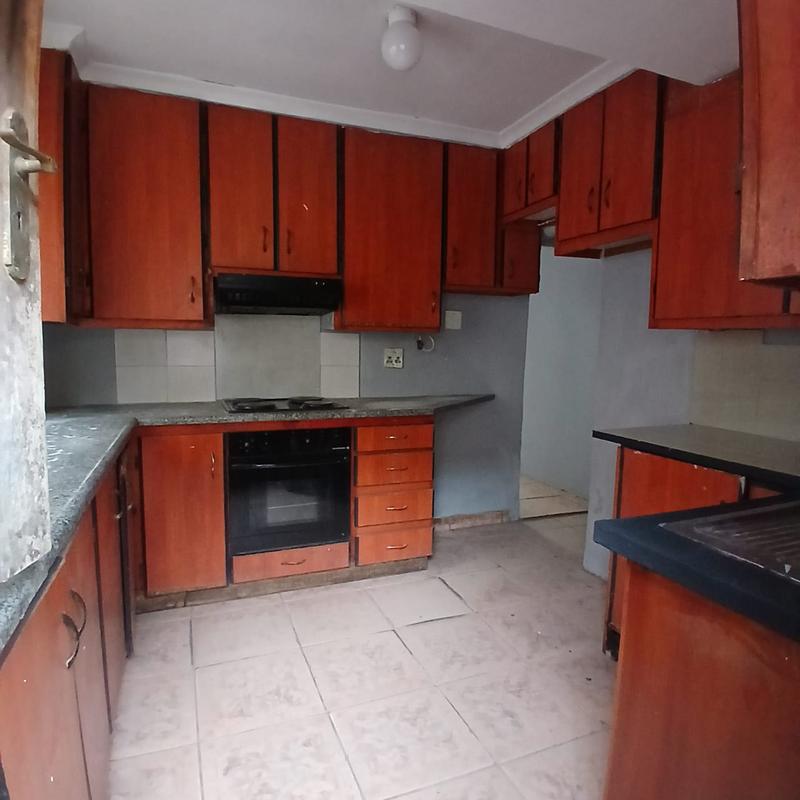 8 Bedroom Property for Sale in Umlazi KwaZulu-Natal