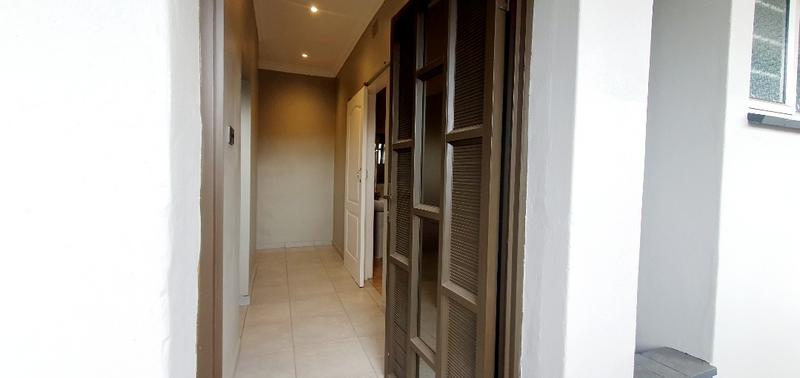 2 Bedroom Property for Sale in Scottburgh KwaZulu-Natal