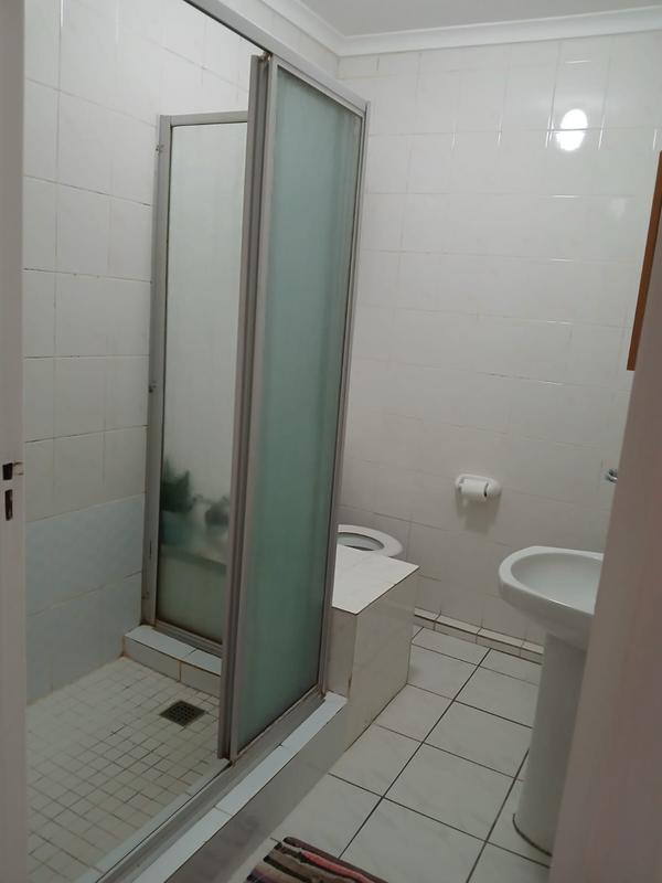 2 Bedroom Property for Sale in Scottburgh KwaZulu-Natal