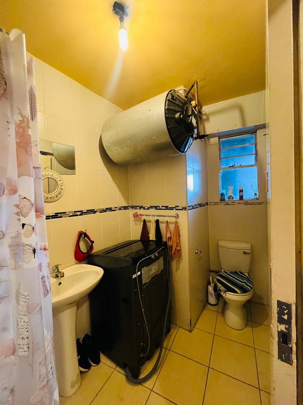 1 Bedroom Property for Sale in Durban Central KwaZulu-Natal